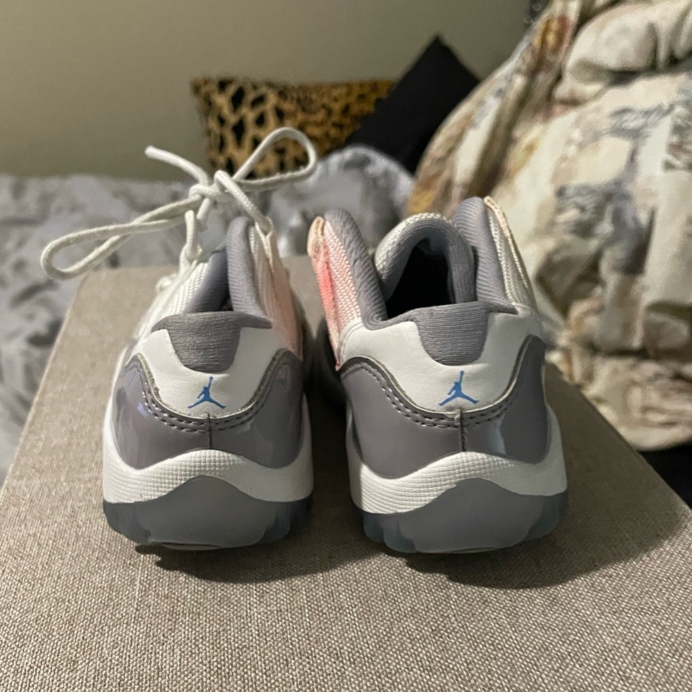 Jordan 11 low